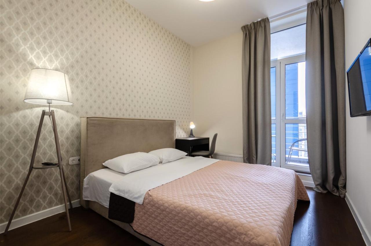 Petrovdom 408-467-471-277-377 In Central Park Cozy Apartments เคียฟ ภายนอก รูปภาพ