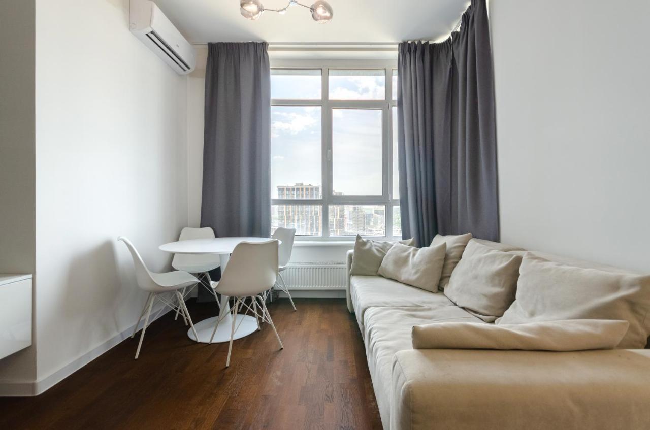 Petrovdom 408-467-471-277-377 In Central Park Cozy Apartments เคียฟ ภายนอก รูปภาพ