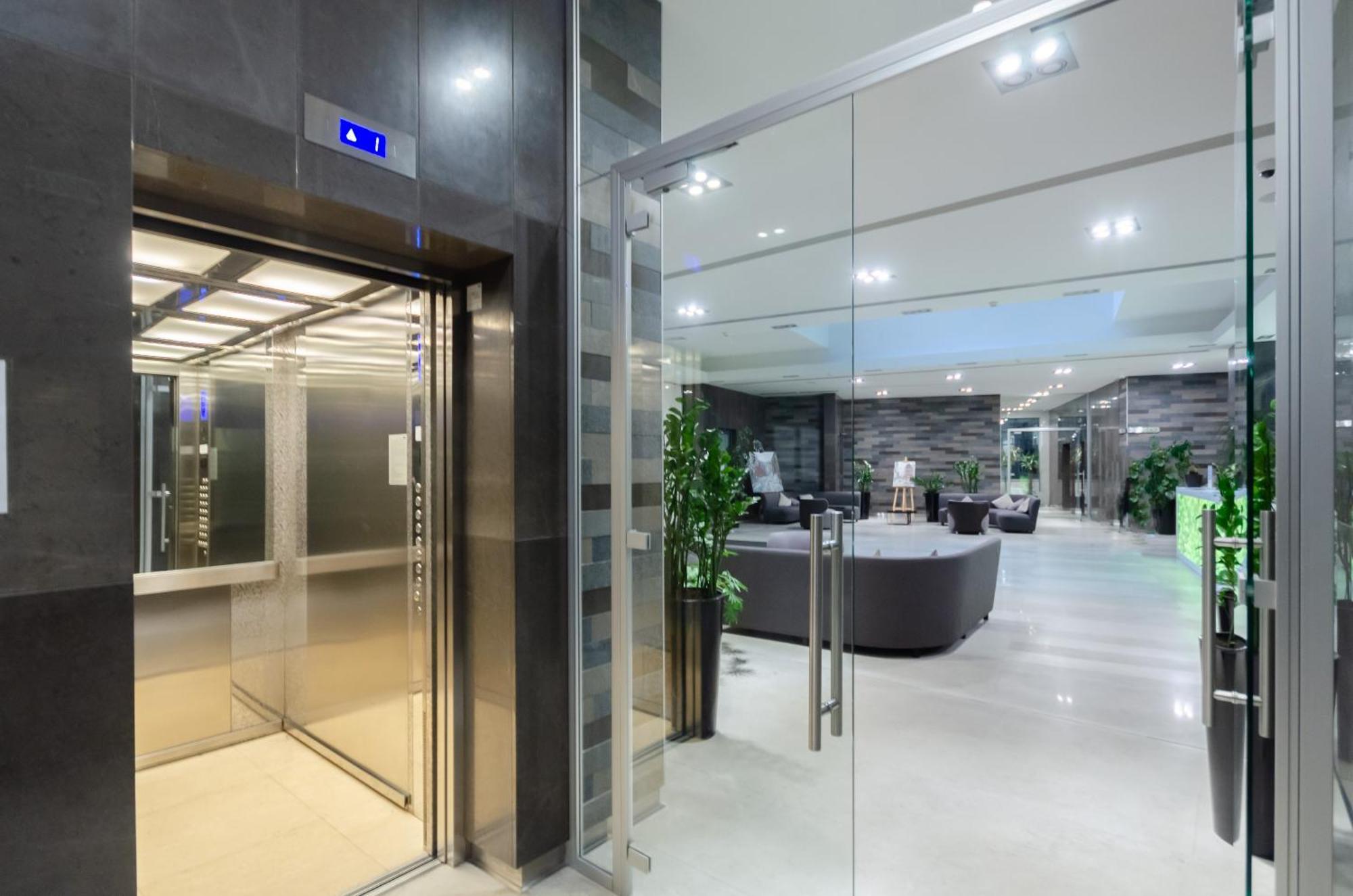 Petrovdom 408-467-471-277-377 In Central Park Cozy Apartments เคียฟ ภายนอก รูปภาพ