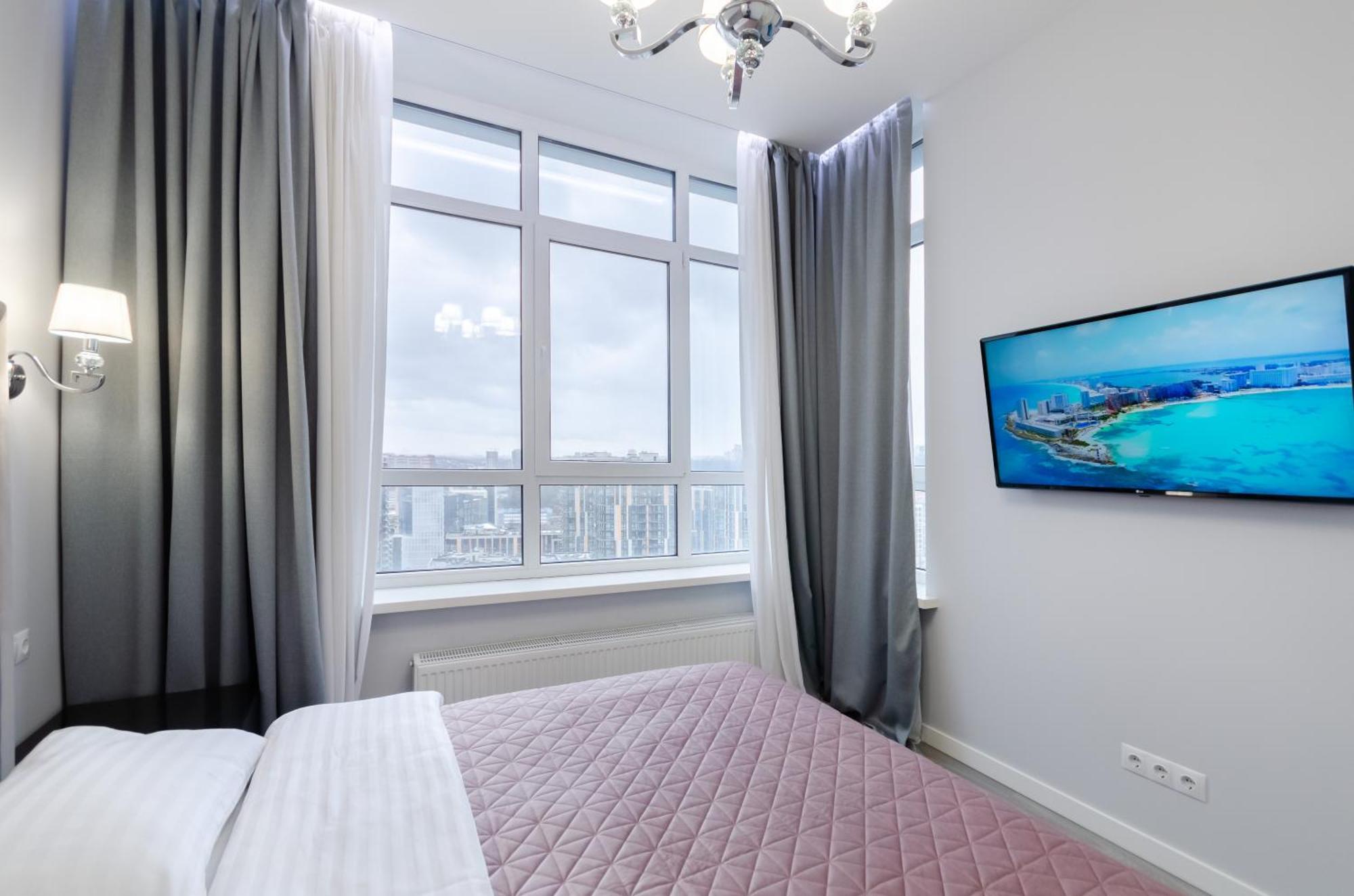 Petrovdom 408-467-471-277-377 In Central Park Cozy Apartments เคียฟ ภายนอก รูปภาพ